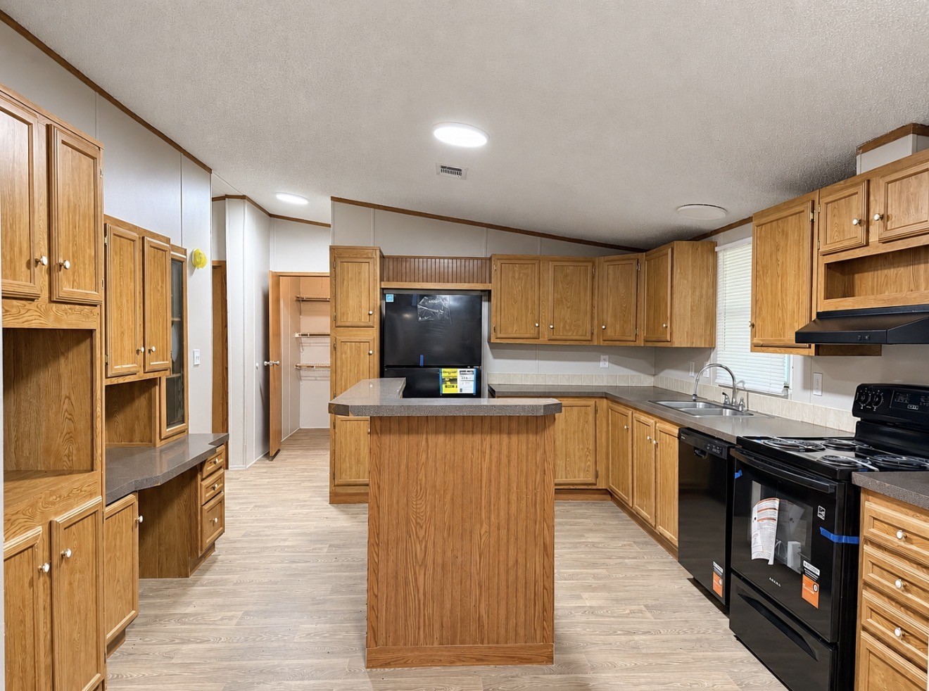 1755 Fox Drive Property Photo 24