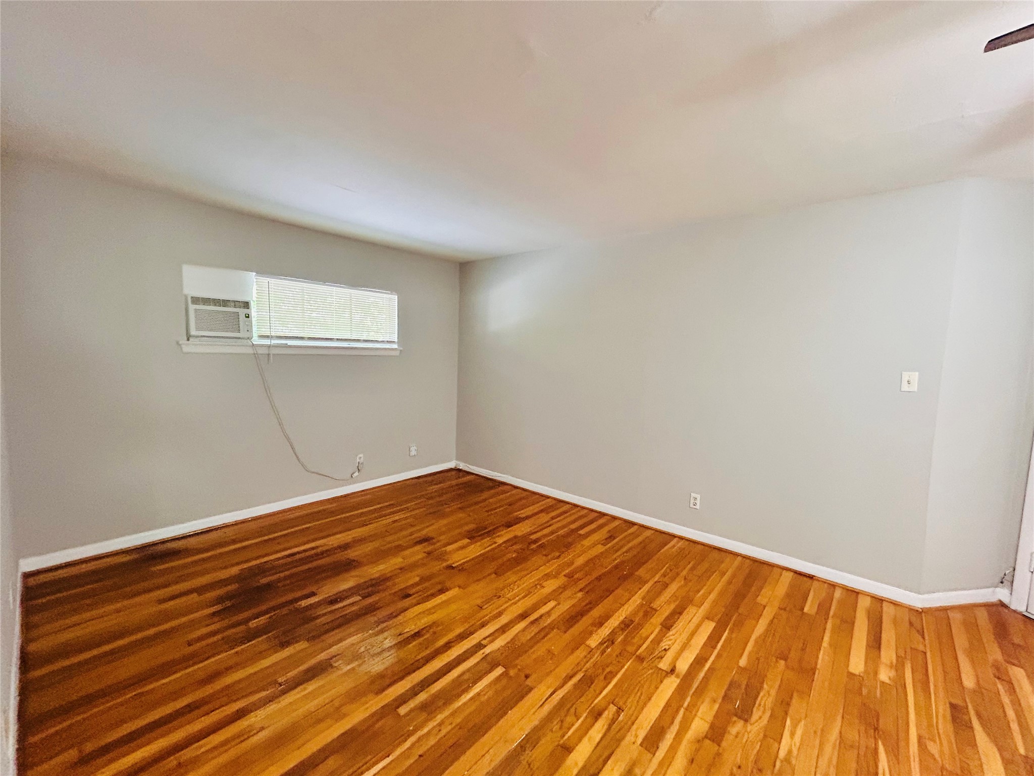 8803 Timberside 13 Property Photo 5