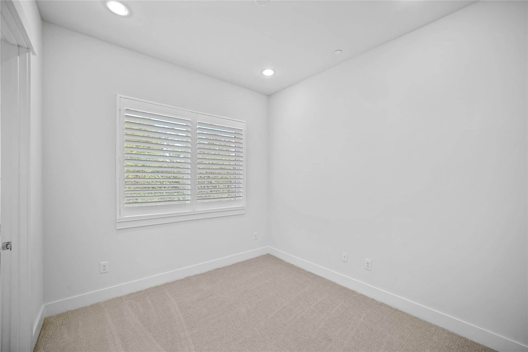 616 Roy Street Property Photo 16