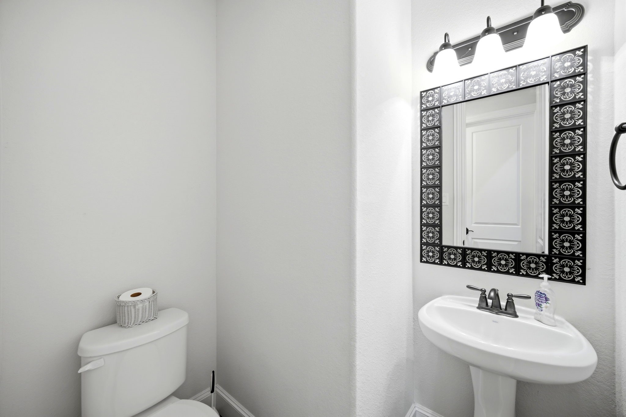 11234 Wych Elm Court Property Photo 16