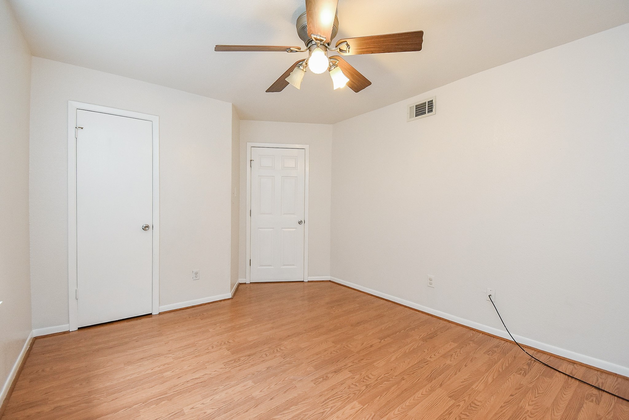 3007 Creekview Drive Property Photo 12