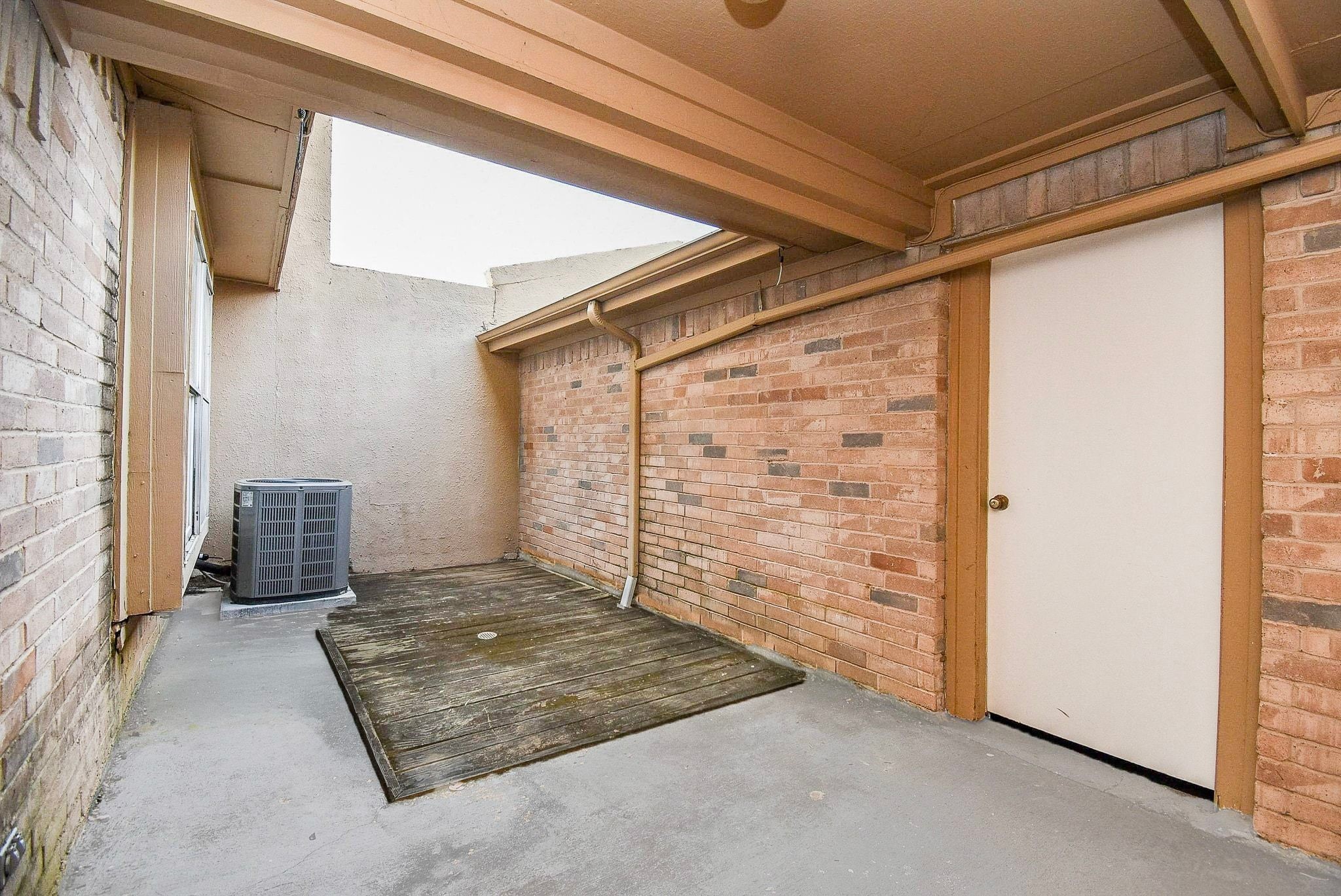 3007 Creekview Drive Property Photo 22