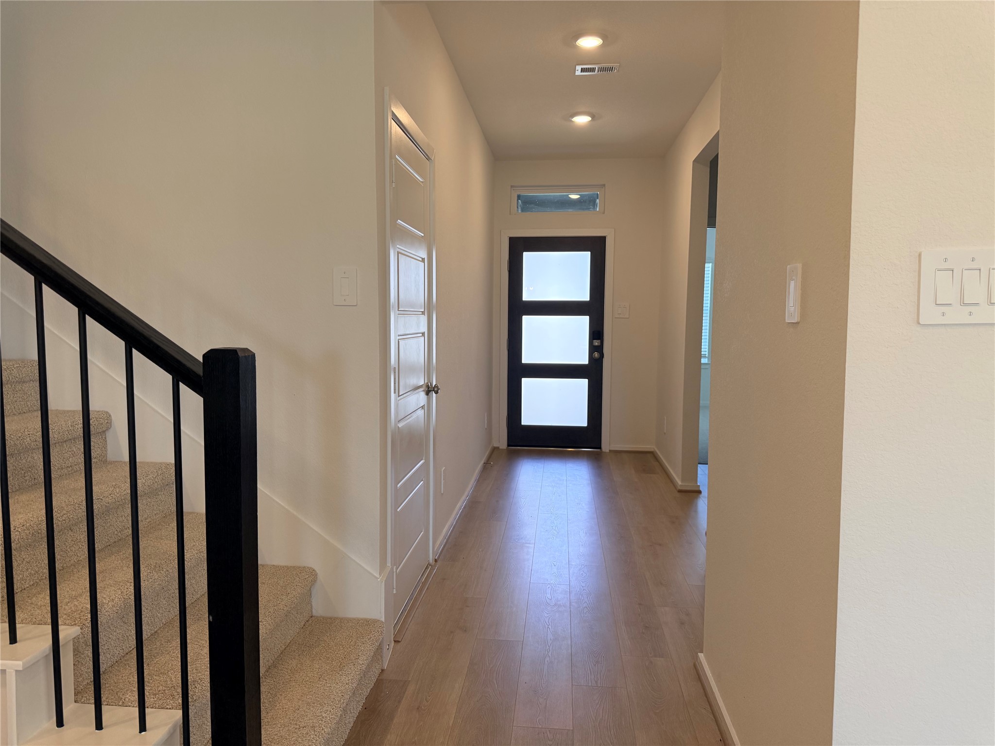 16266 Parish Pointe Court Property Photo 6