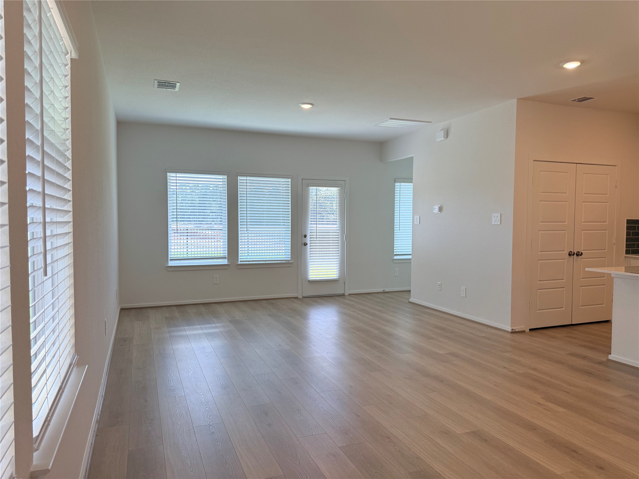 16266 Parish Pointe Court Property Photo 13