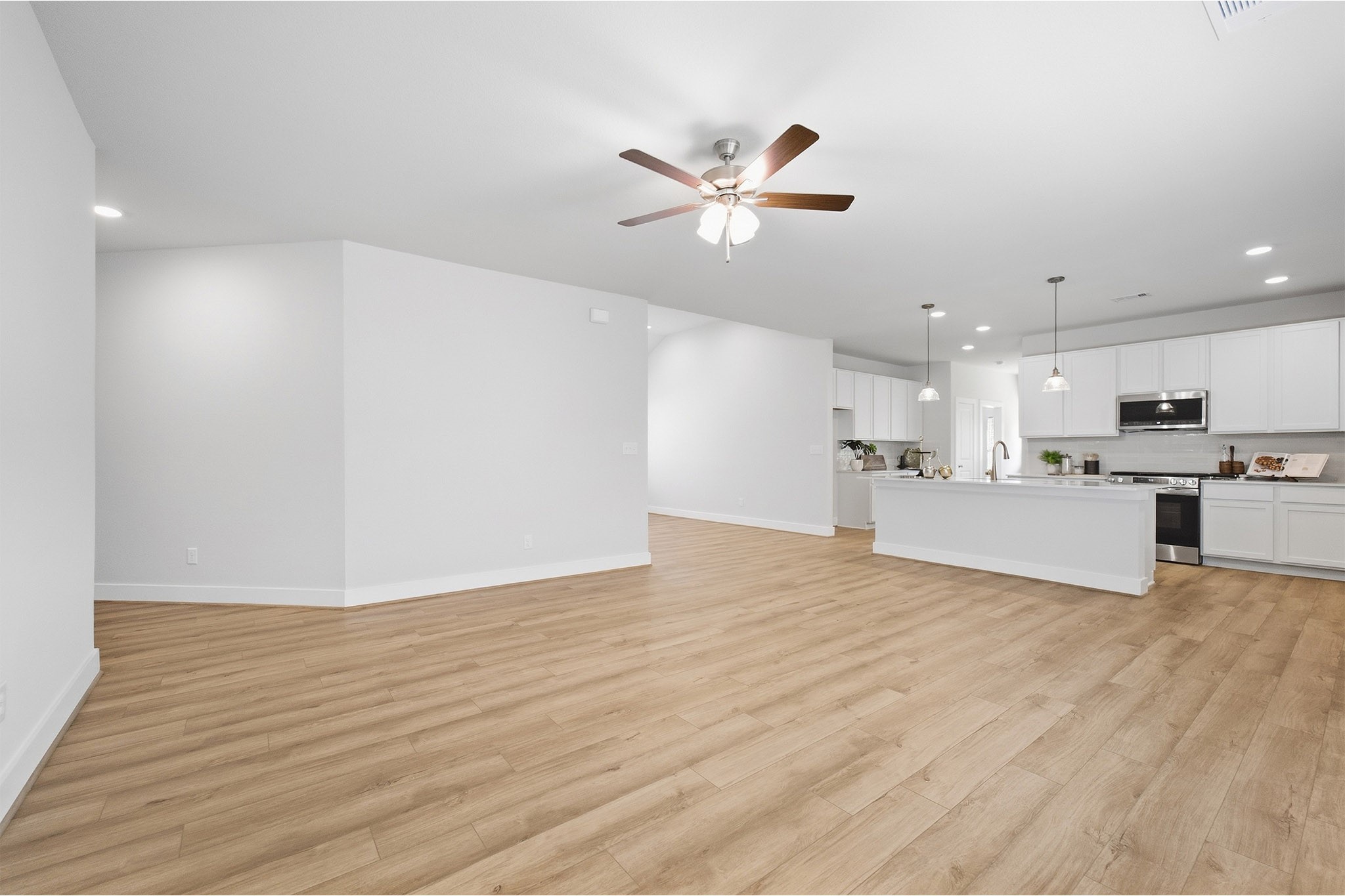 6420 Green Clover Lane Property Photo 18