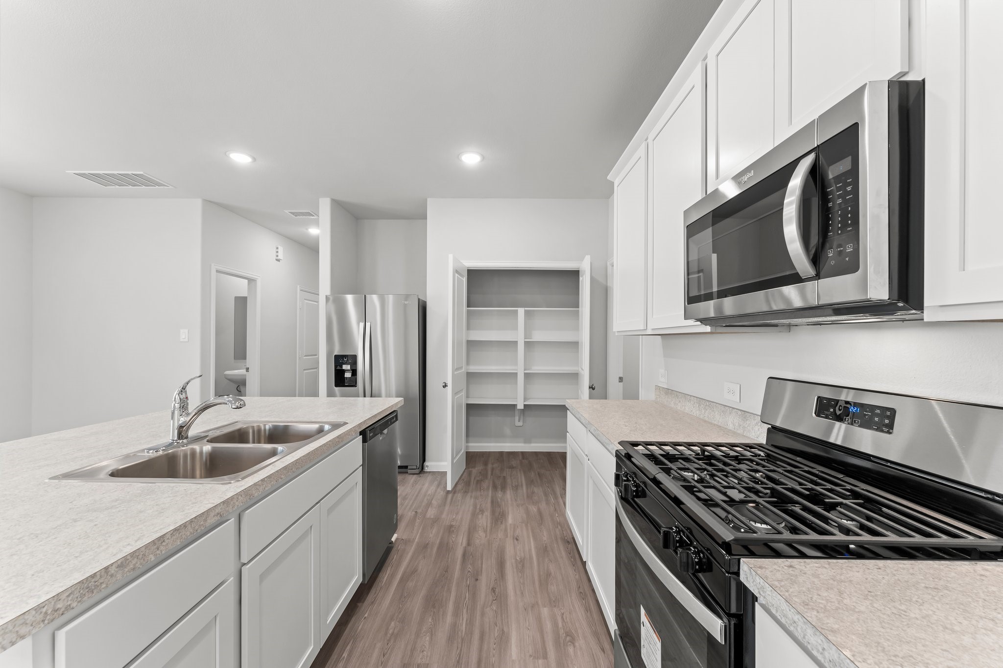 20802 Adventure Way Property Photo 14