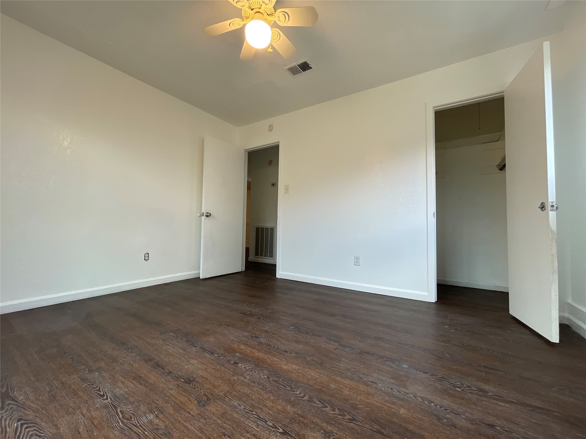 4803 Geraldine Street Property Photo 17