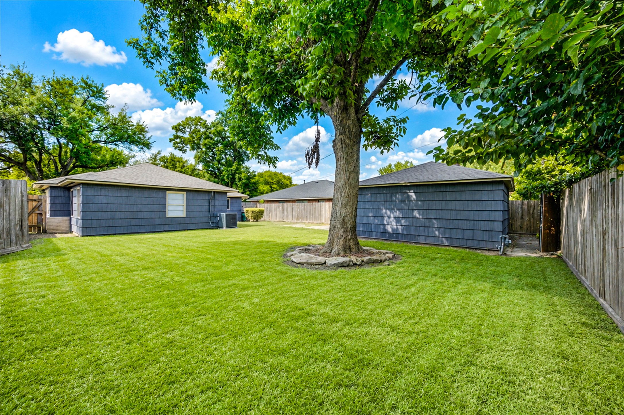 7727 Oak Vista Street Property Photo 43