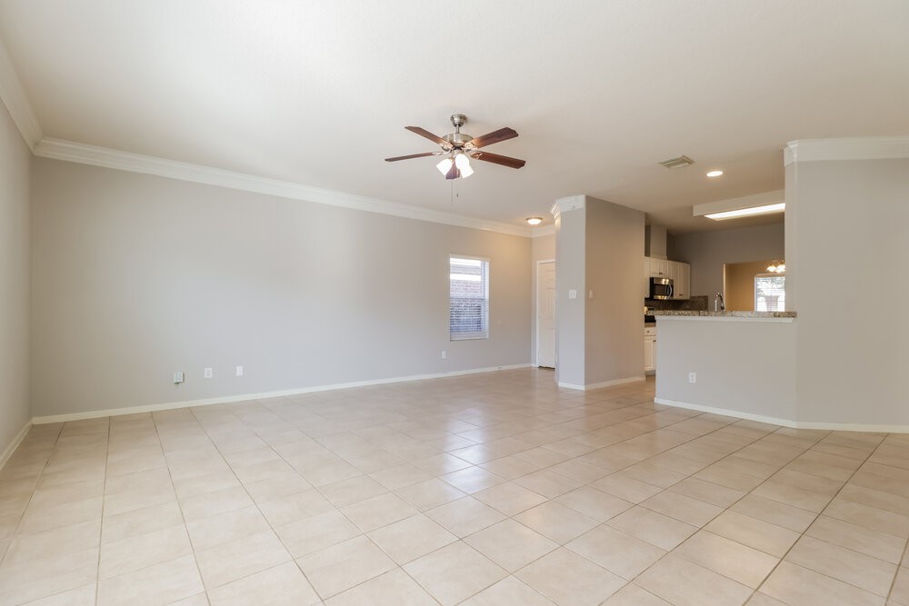 15511 Hickory Dale Street Property Photo 4