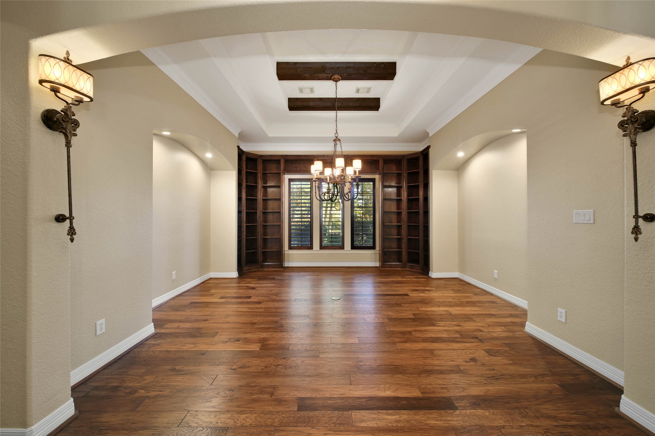 6803 Star Ledge Court Property Photo 7