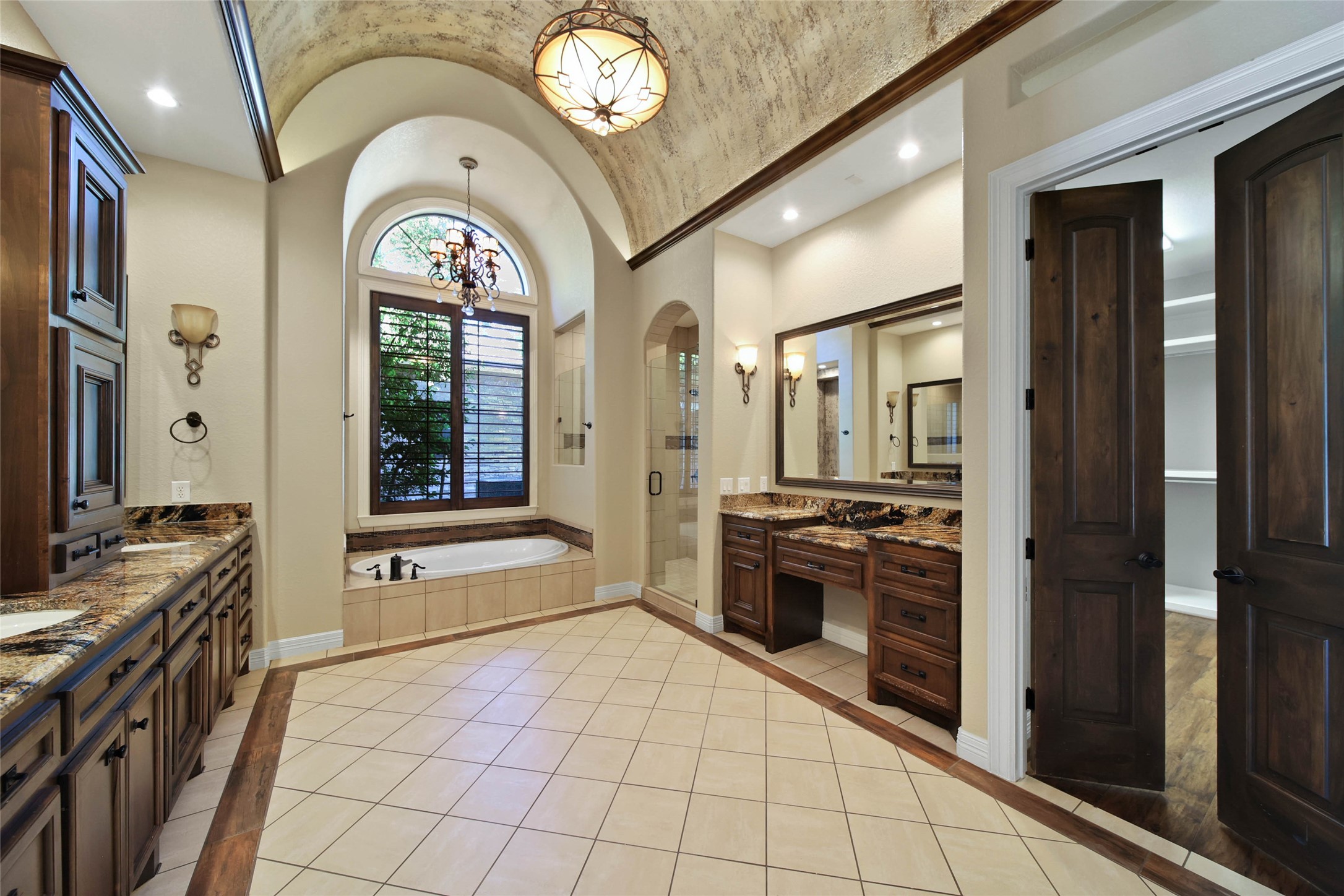 6803 Star Ledge Court Property Photo 19