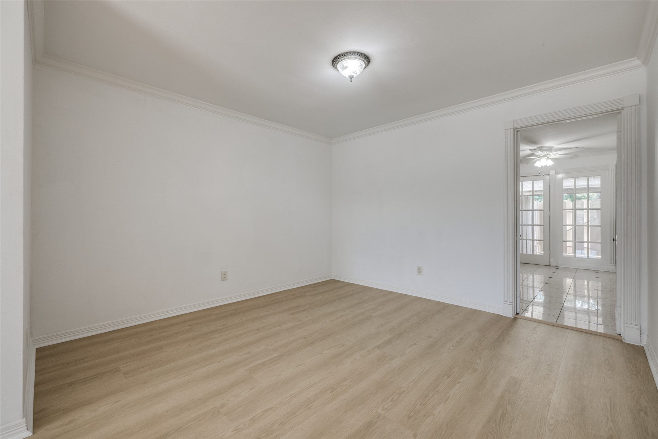 7225 Beechnut Street D Property Photo 12