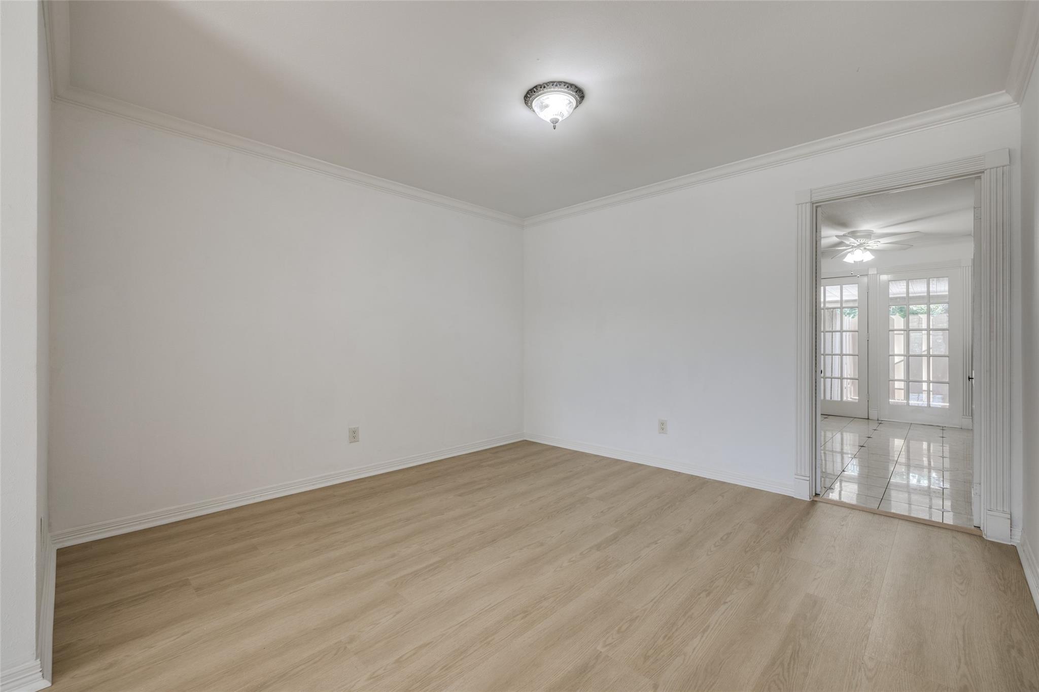7225 Beechnut Street D Property Photo 12