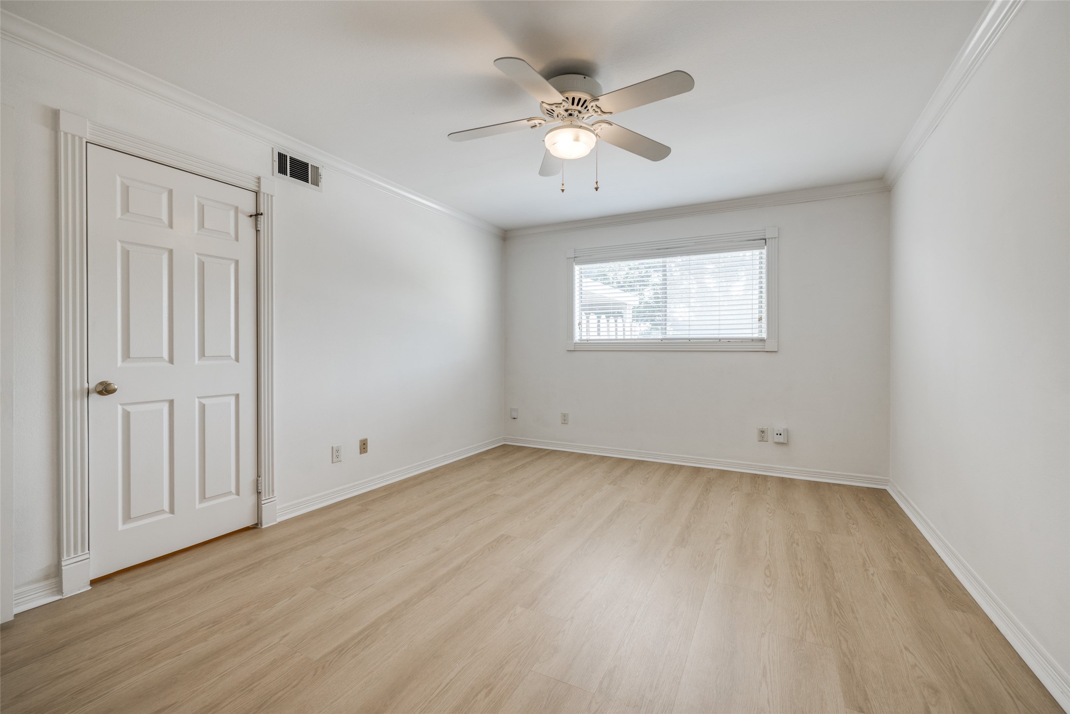 7225 Beechnut Street D Property Photo 21
