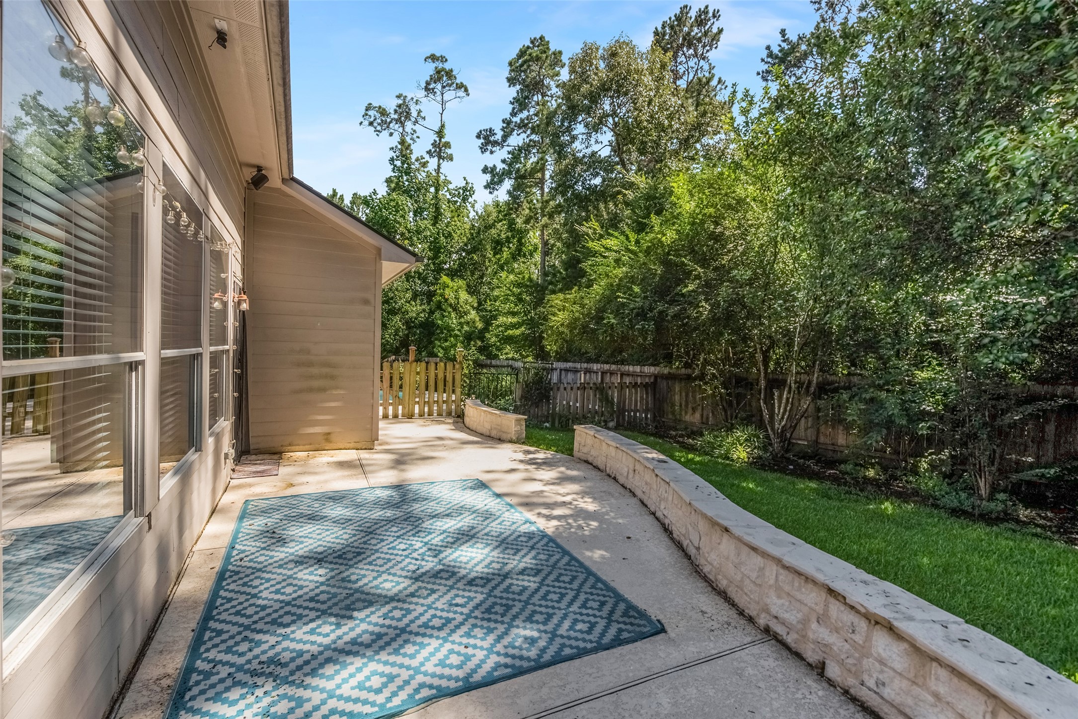 7 Ebony Oaks Place Property Photo 4