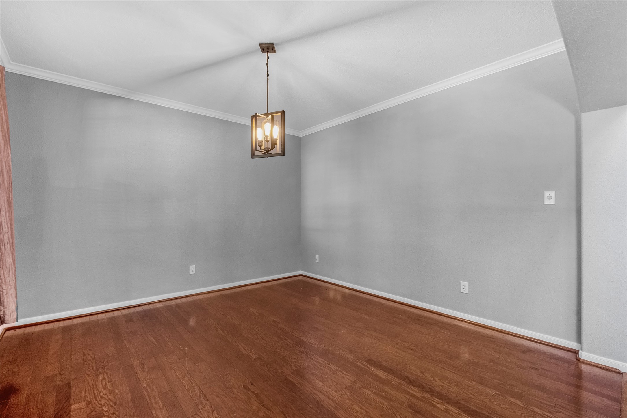 7 Ebony Oaks Place Property Photo 9