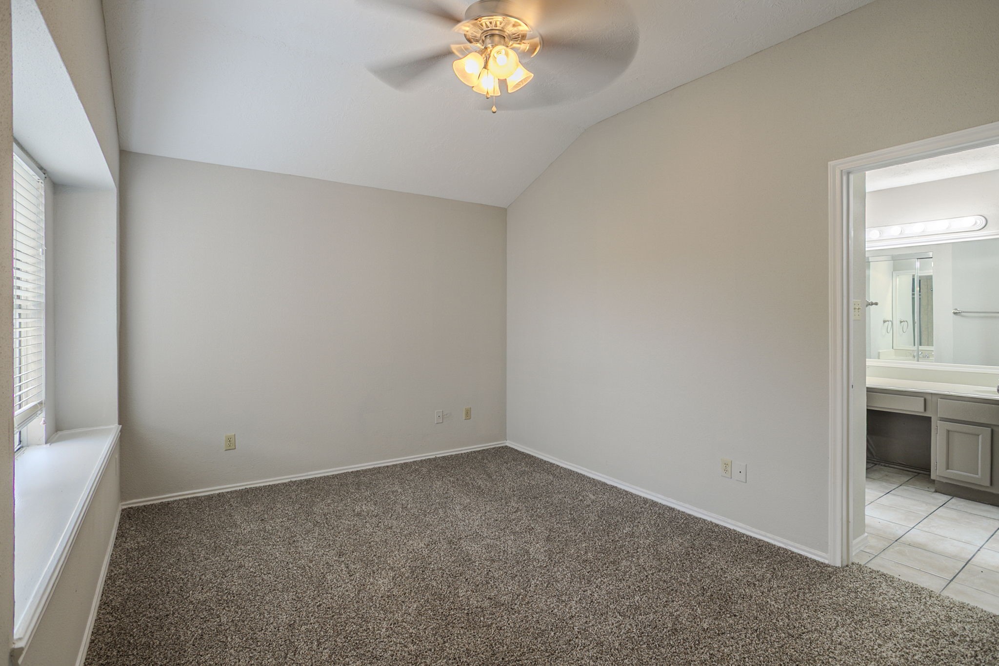 19751 Swan Valley Drive Property Photo 17