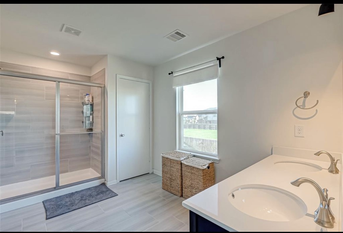 16330 Oakside Hollow Lane Property Photo 10