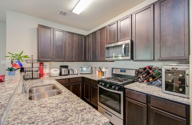 25416 Grotto Falls Lane Property Photo 5