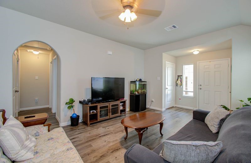 25416 Grotto Falls Lane Property Photo 8