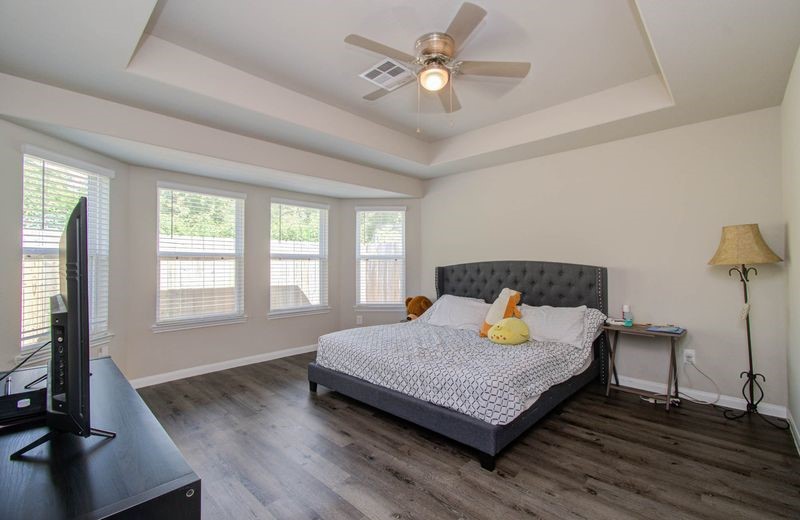 25416 Grotto Falls Lane Property Photo 11
