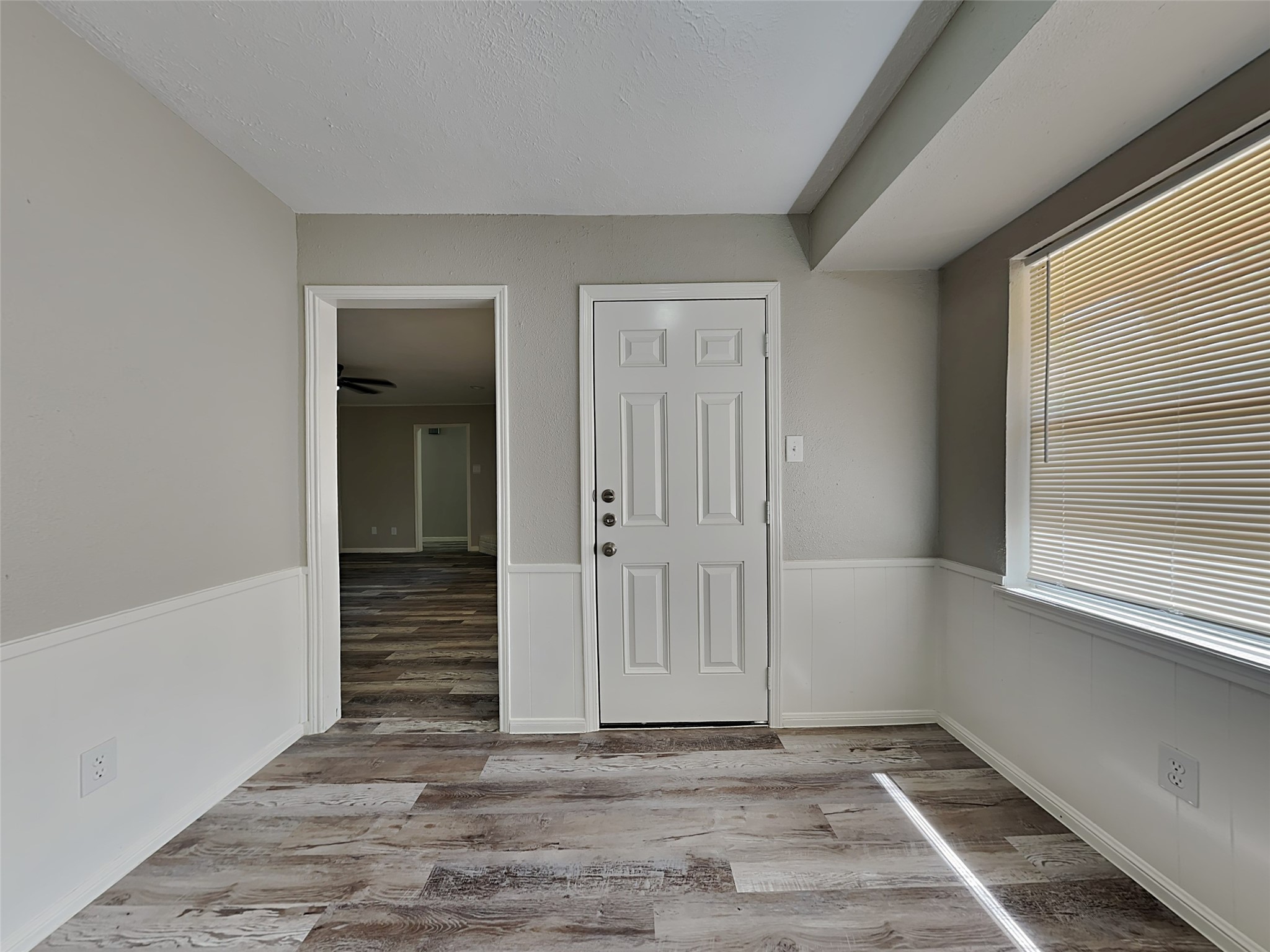 23034 Earlmist Drive Property Photo 4
