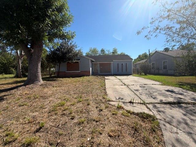 5714 Groveton Street, Houston Tx 77033 Property Photo 2