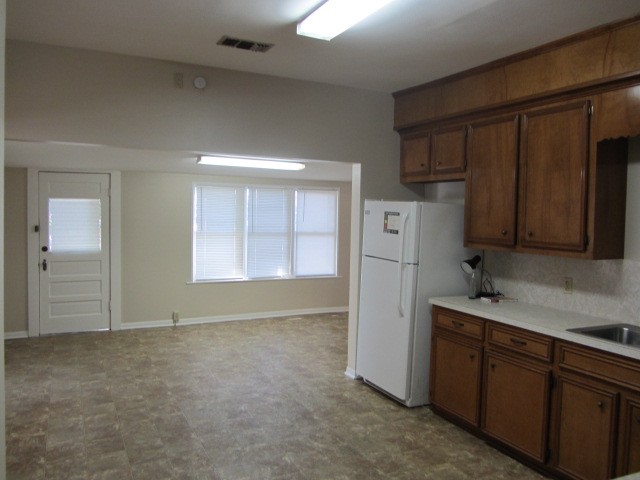 3002 Montgomery Road Property Photo 15