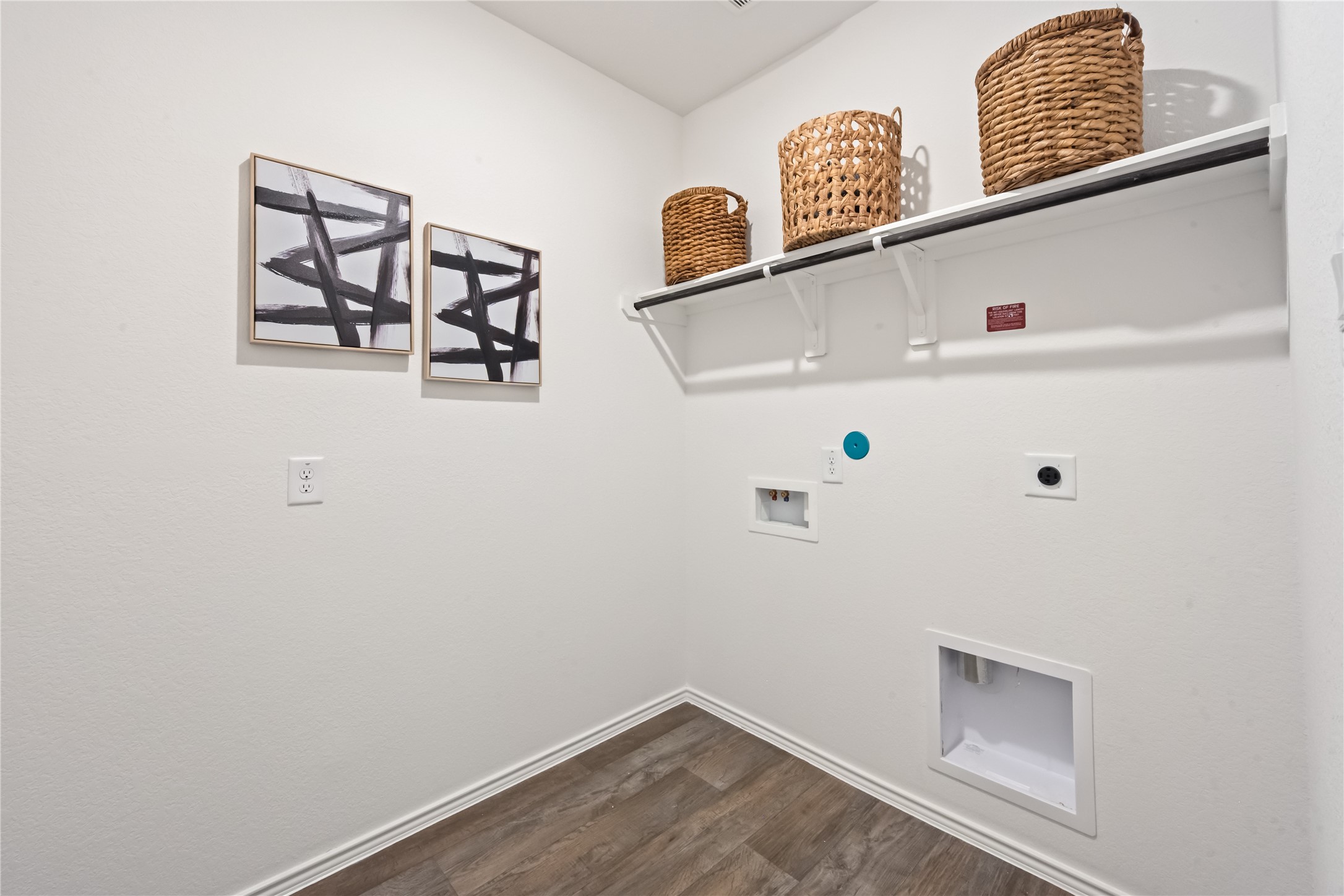 3055 Ferris Drive Property Photo 12
