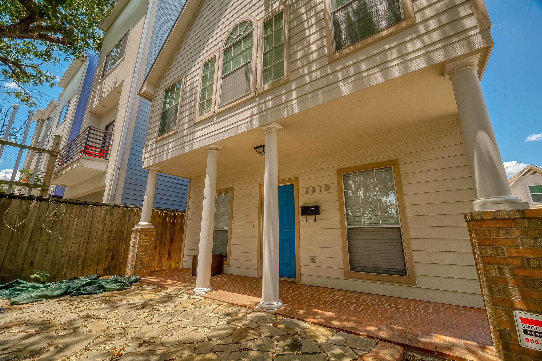 2810 Austin Street Property Photo 8