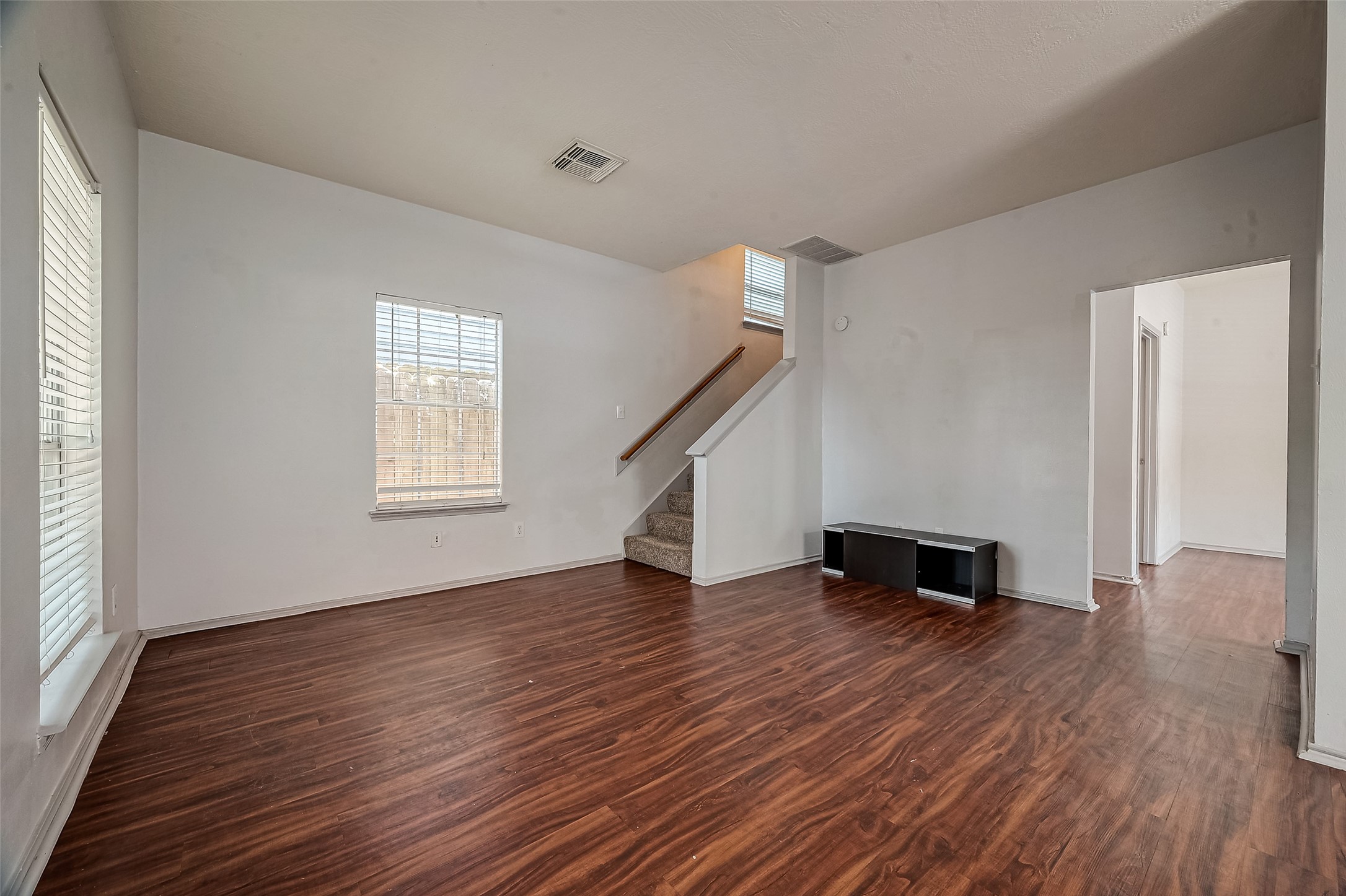 2810 Austin Street Property Photo 15