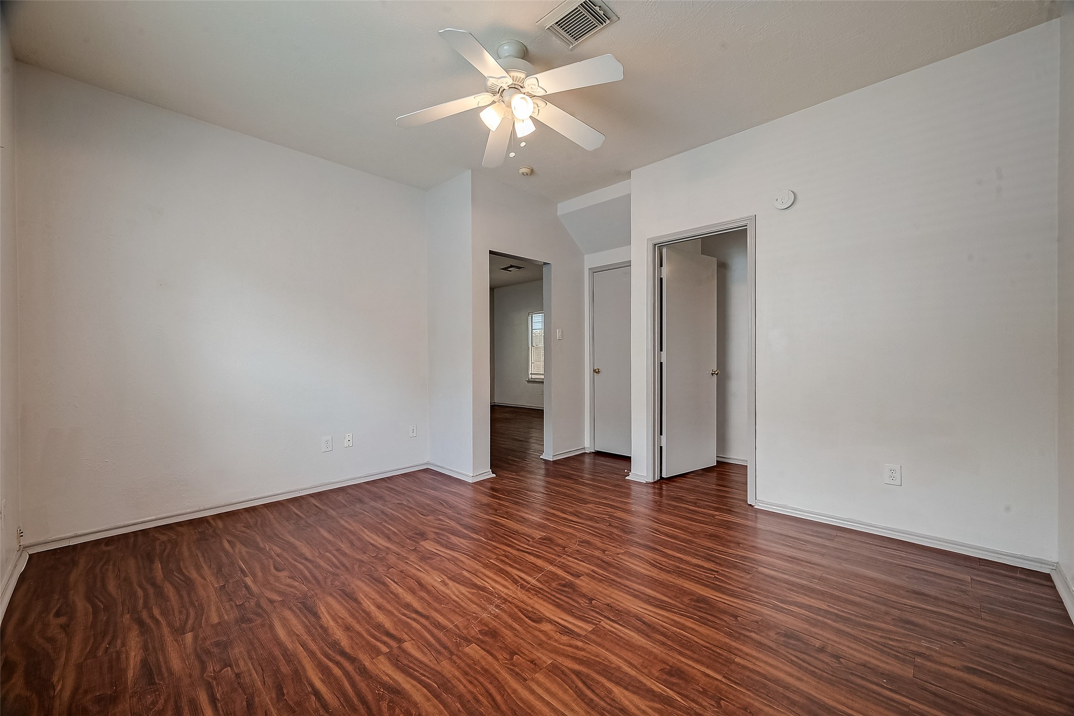 2810 Austin Street Property Photo 17