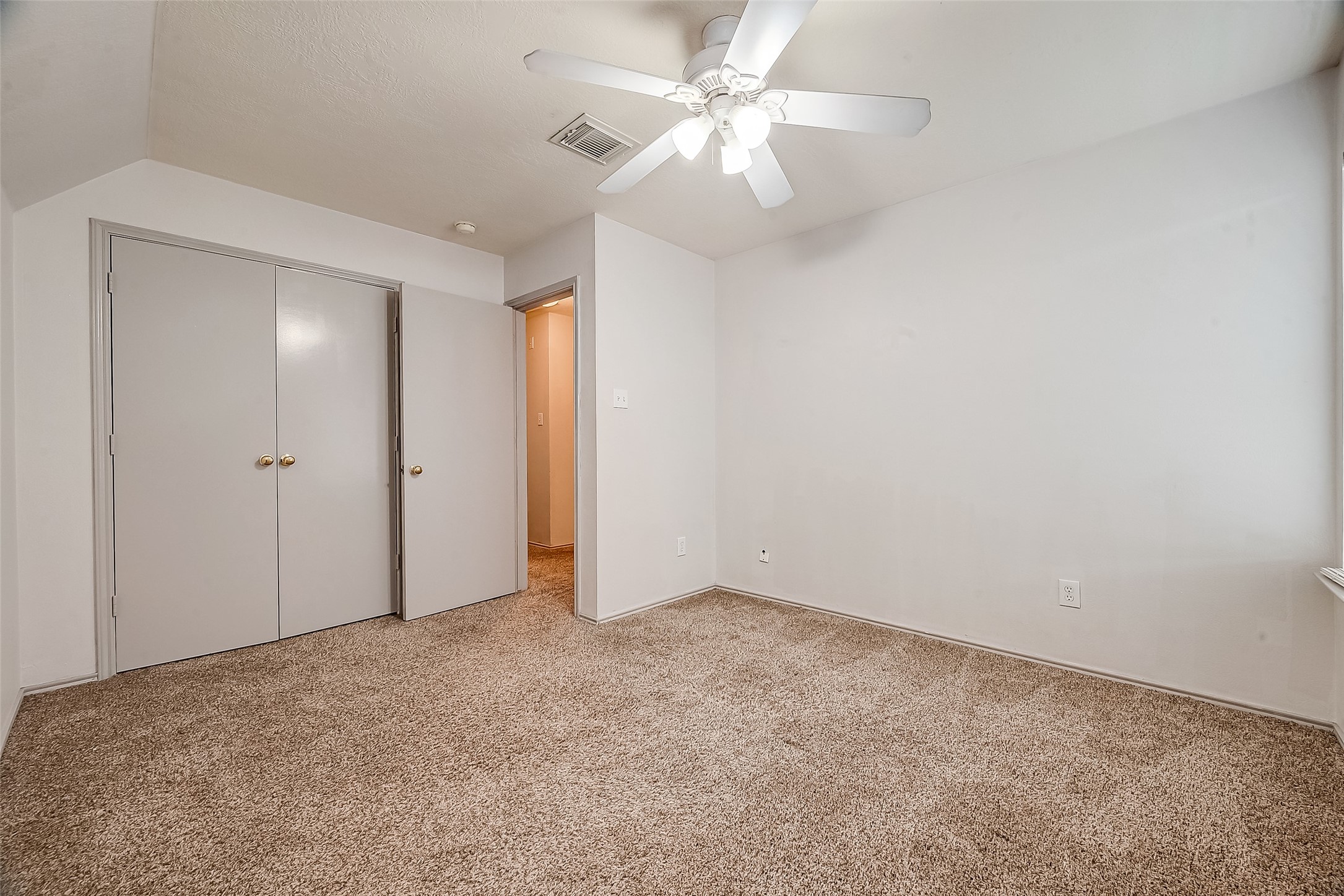 2810 Austin Street Property Photo 28