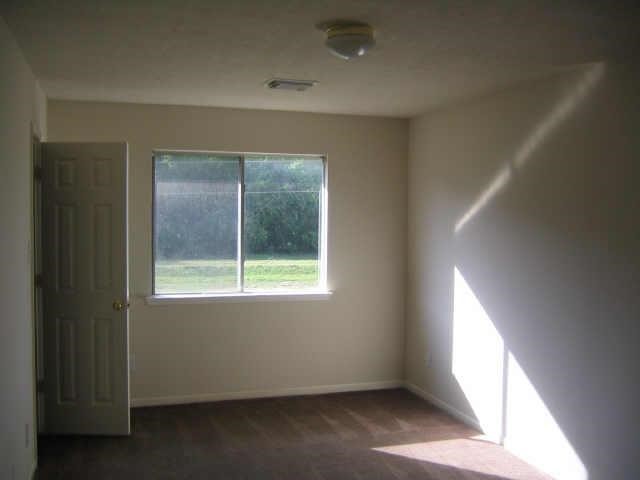 2402 Sparrow Branch Court Property Photo 15