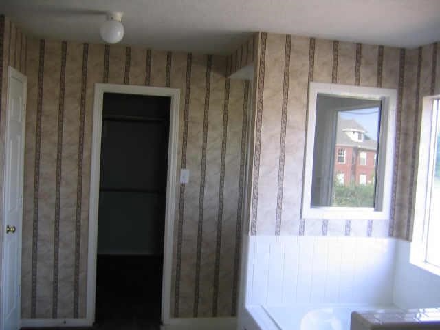 2402 Sparrow Branch Court Property Photo 16
