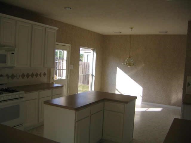 2402 Sparrow Branch Court Property Photo 19
