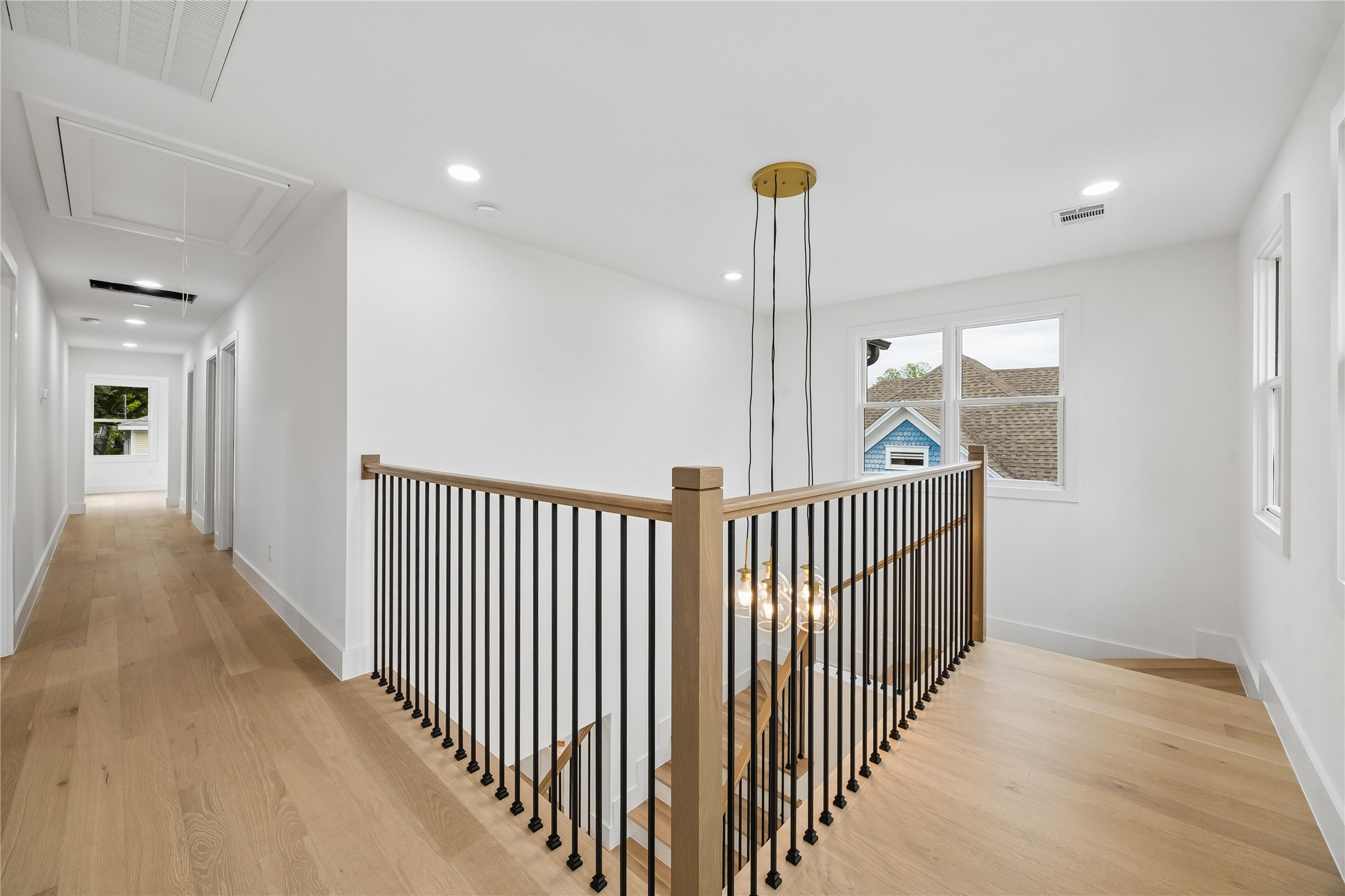 111 E 18th Street Property Photo 15