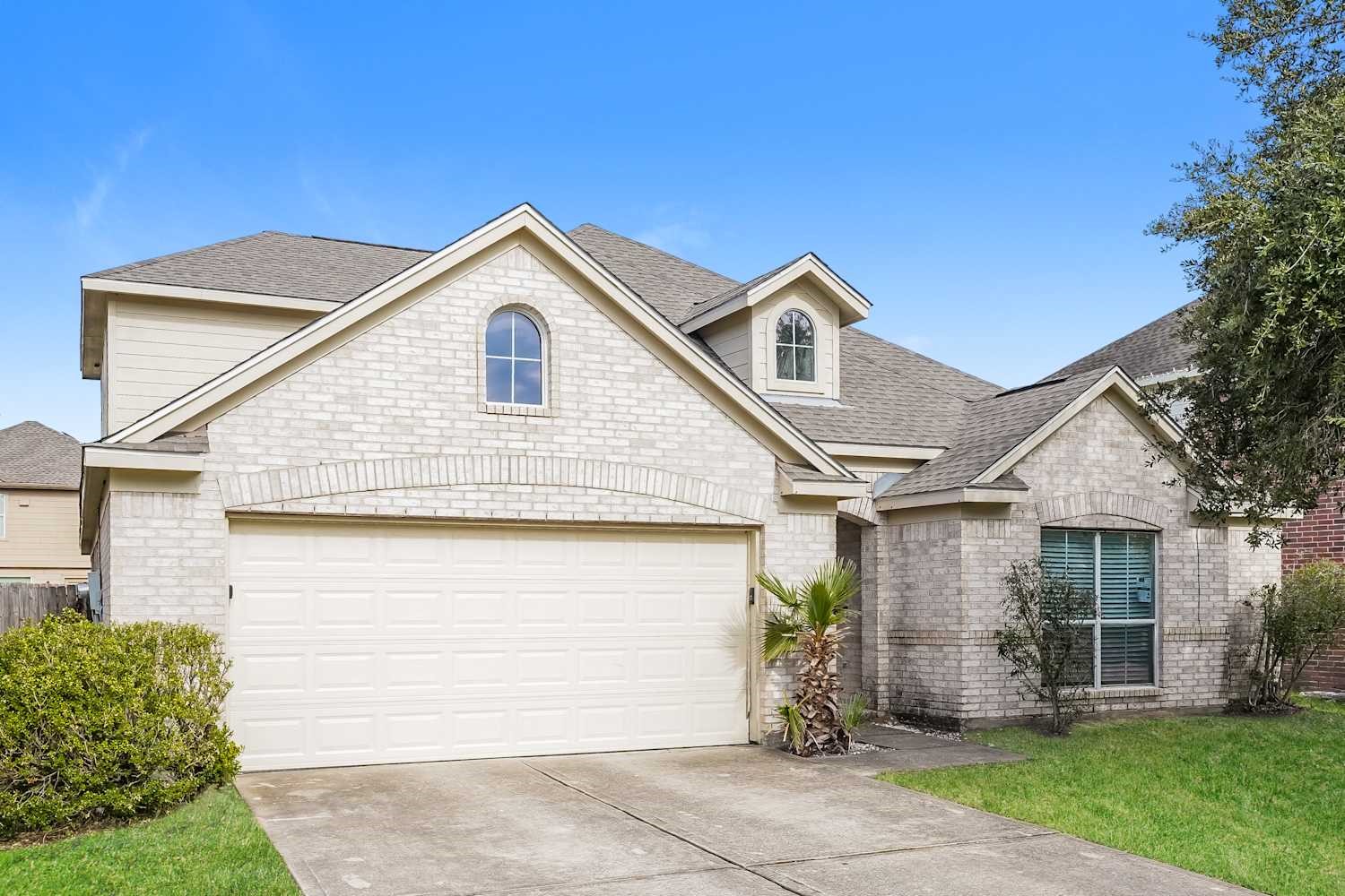 4119 Blue Forest Drive Property Photo 4