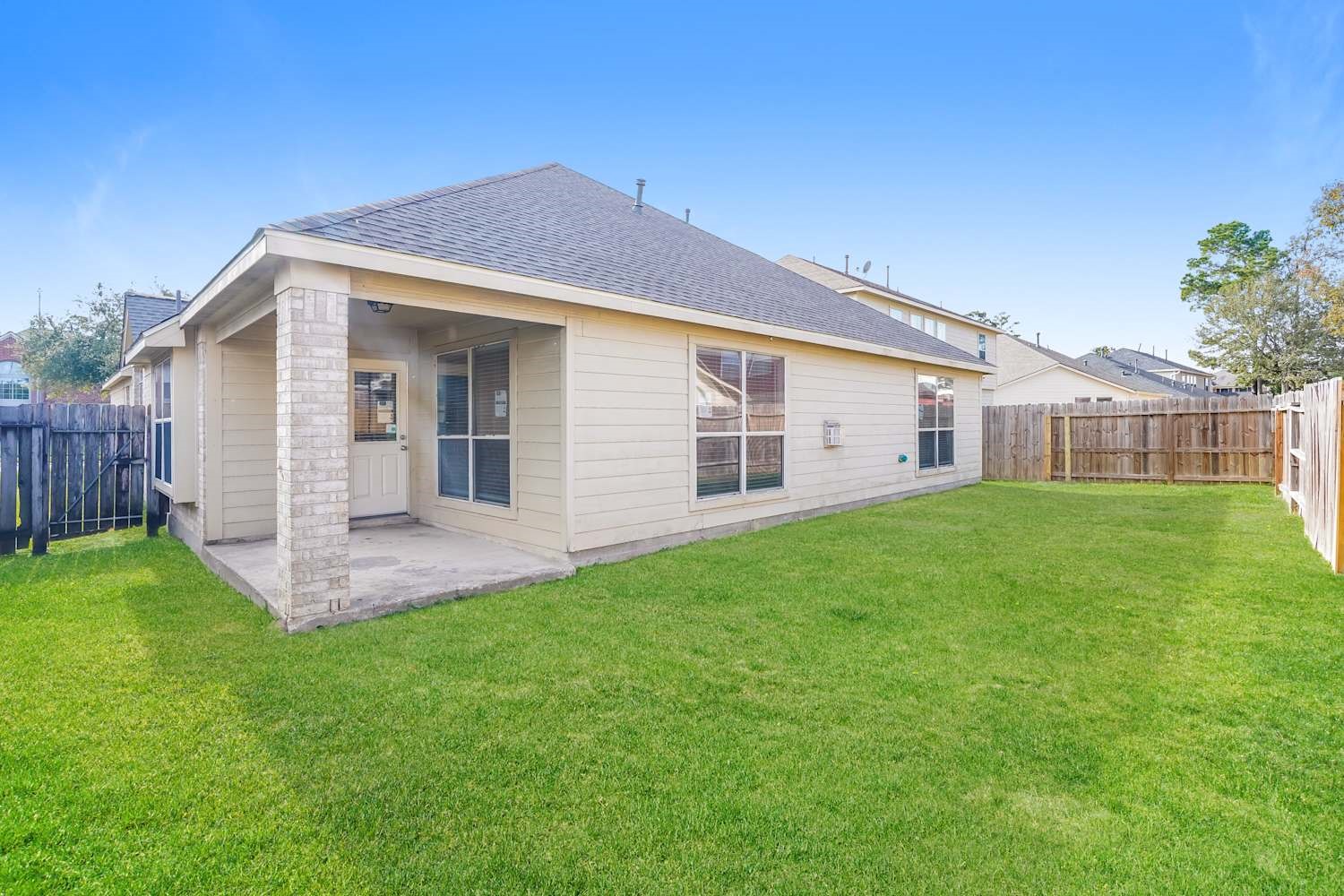 4119 Blue Forest Drive Property Photo 17