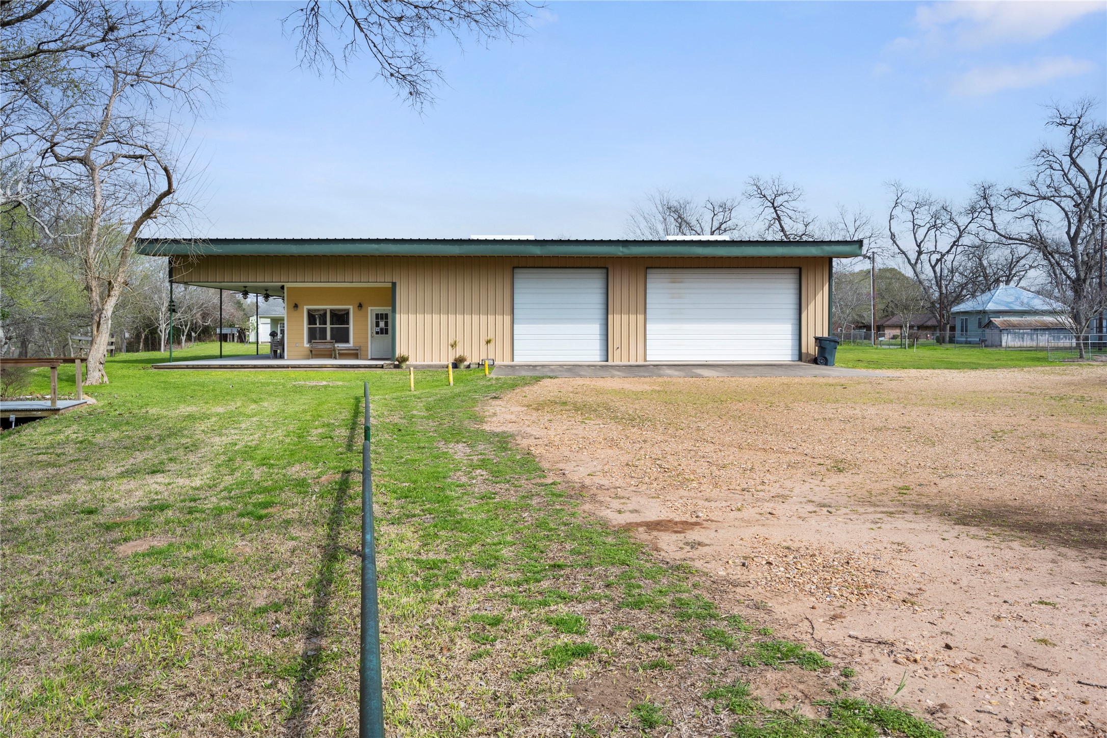 000 Robson Property Photo