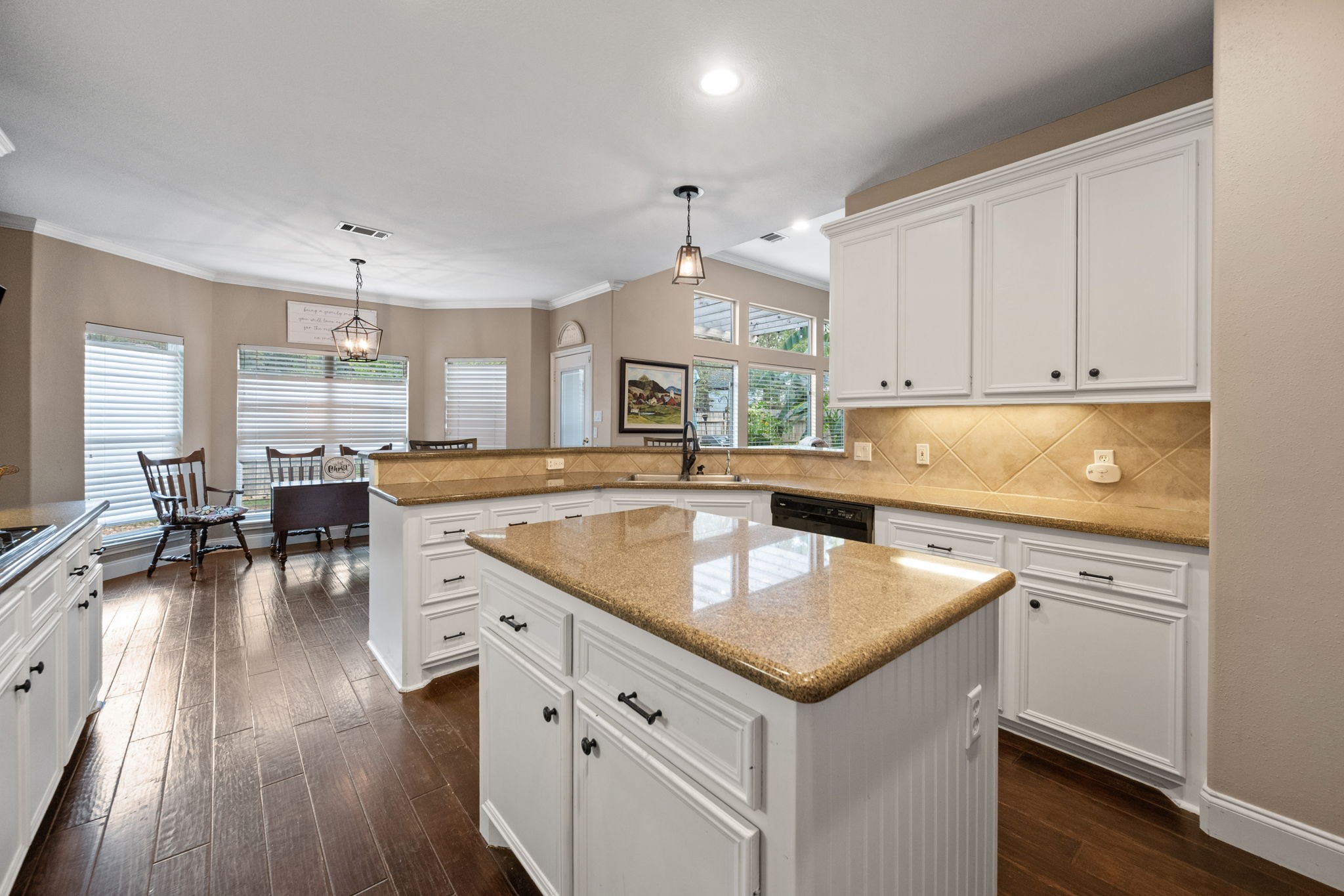 137 Dawns Edge Drive Property Photo 7