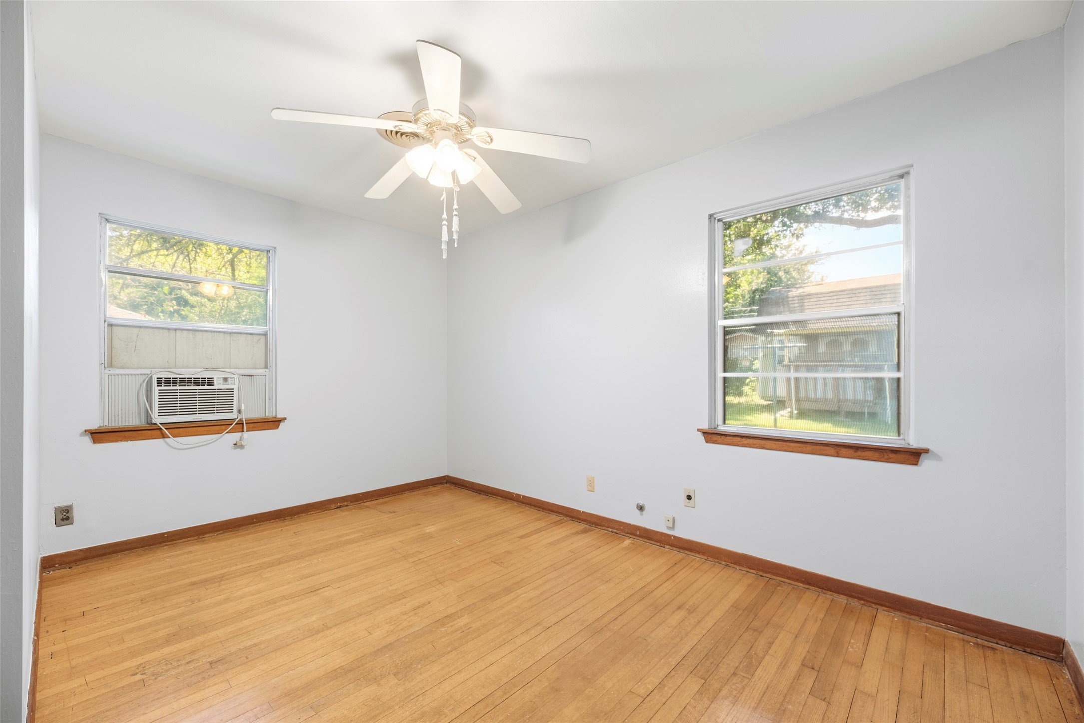 12306 Palmbeach Street Property Photo 22