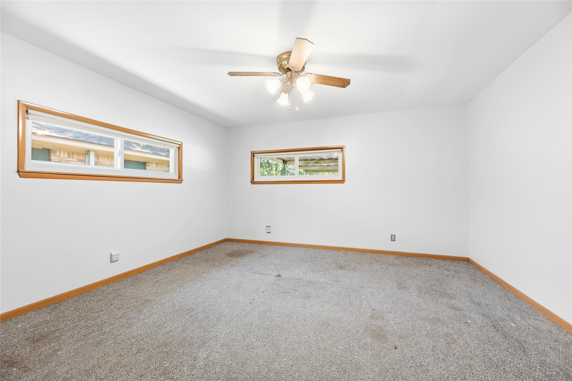 12306 Palmbeach Street Property Photo 23
