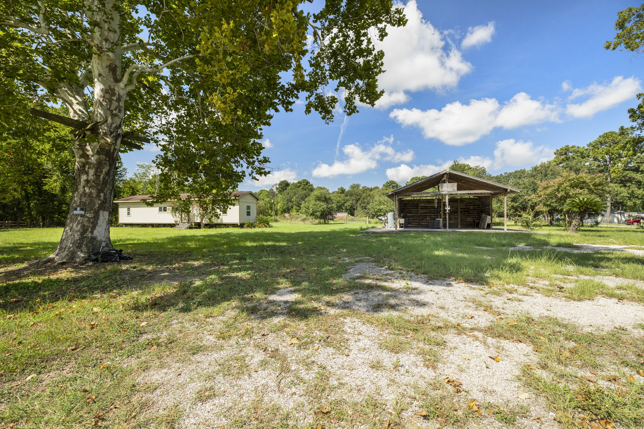 22507 Gosling Road Property Photo 11