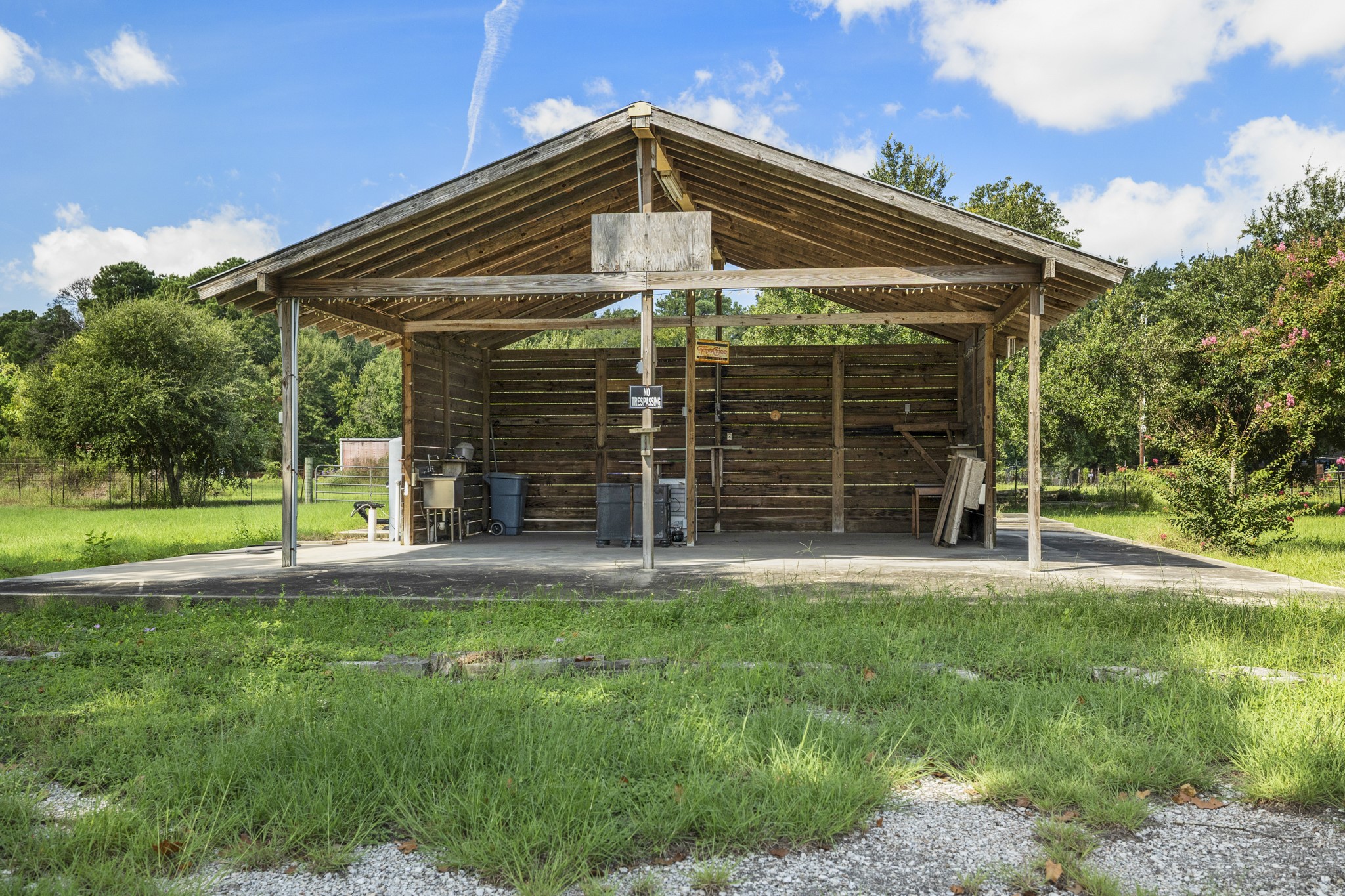 22507 Gosling Road Property Photo 12