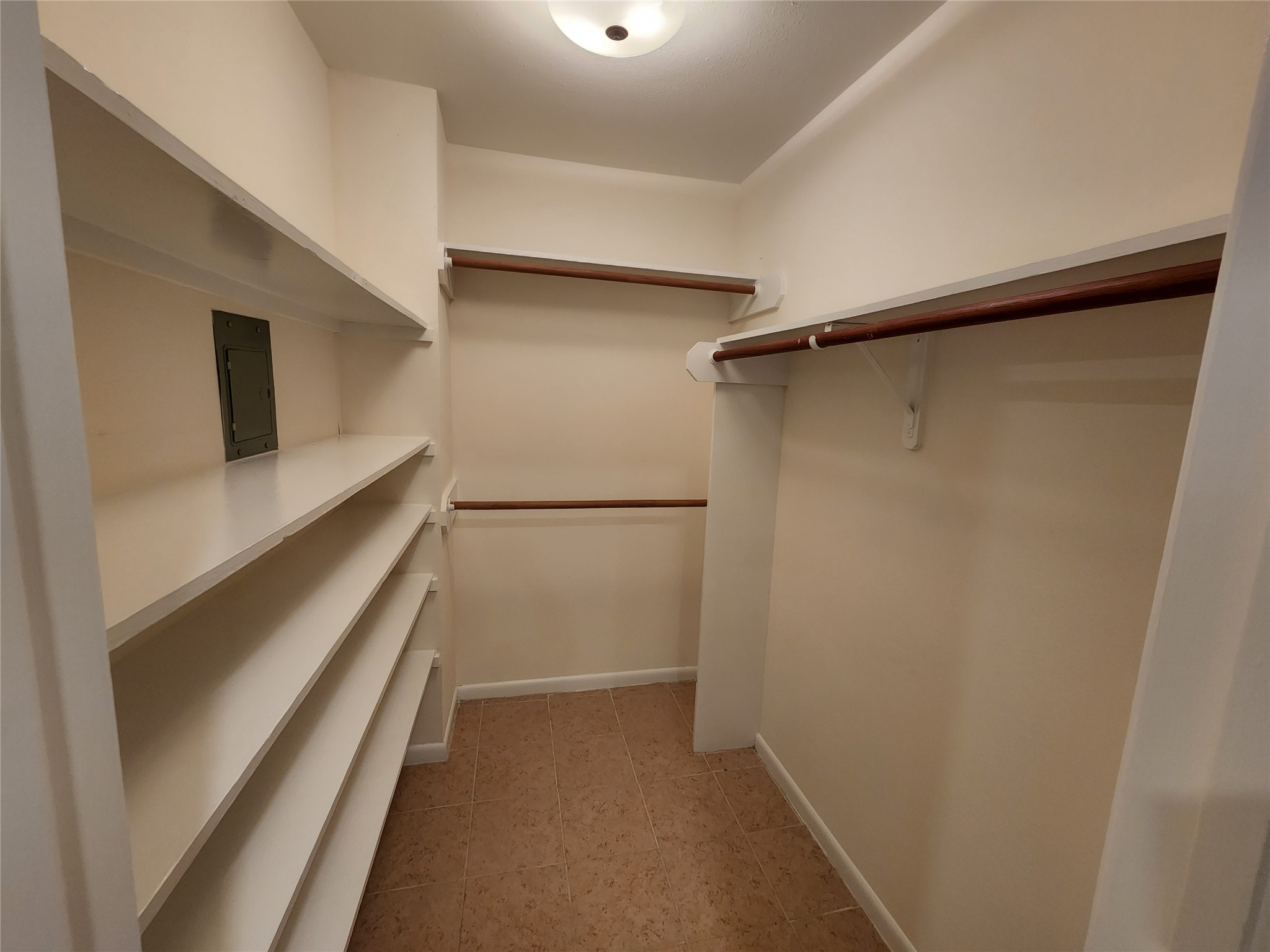 2250 Bering Drive 21 Property Photo 13