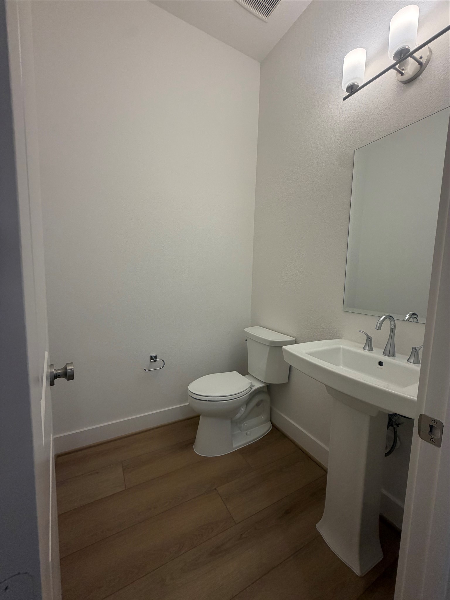 7122 Carriage Light Drive Property Photo 14