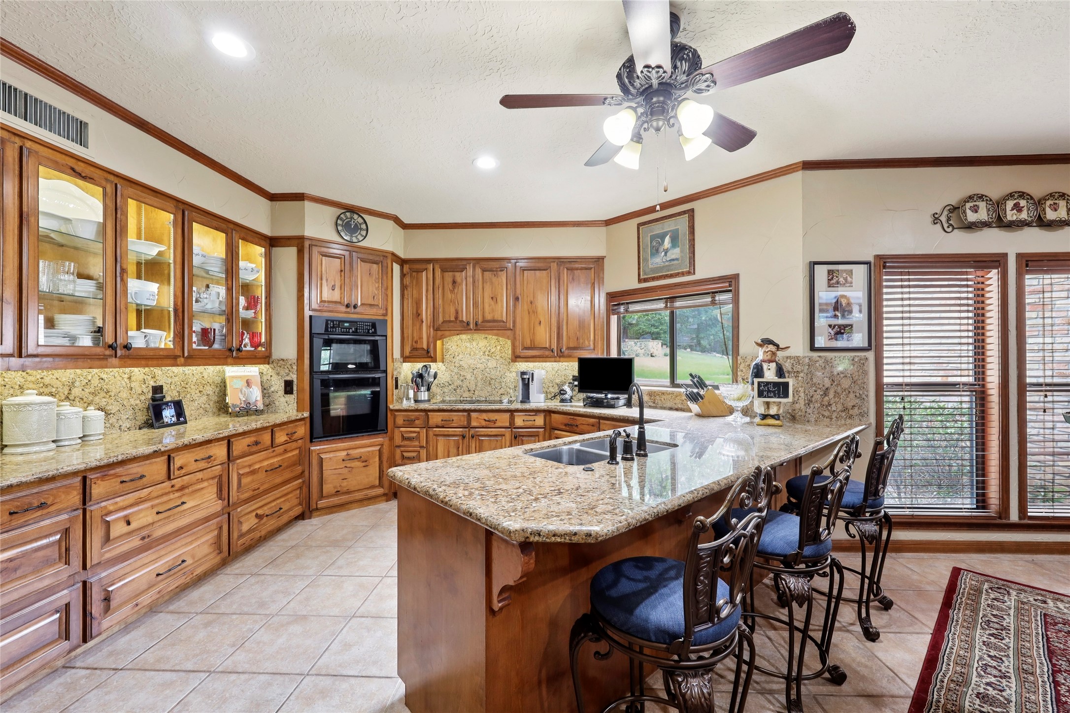 751 Lakeshore Drive Property Photo 6
