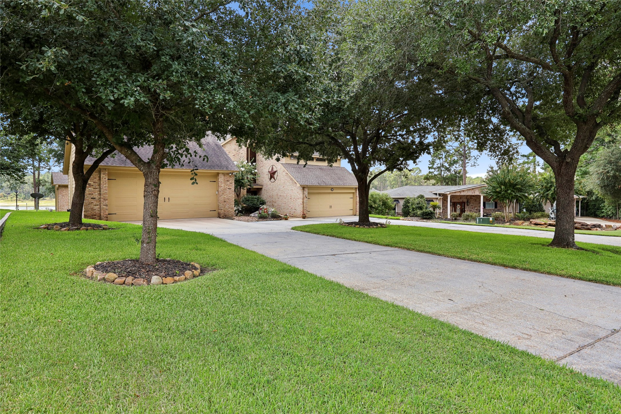 751 Lakeshore Drive Property Photo 14