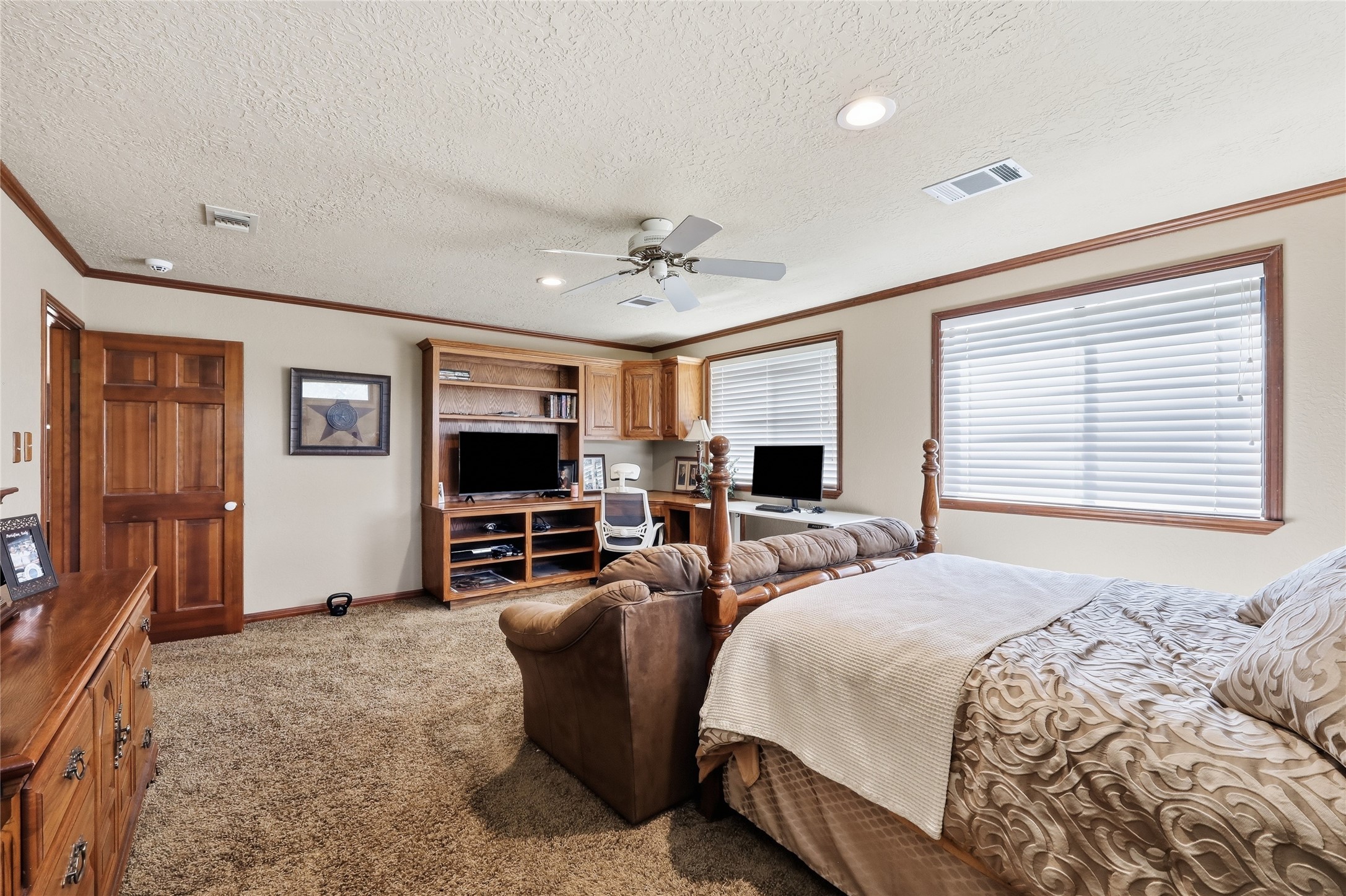 751 Lakeshore Drive Property Photo 17